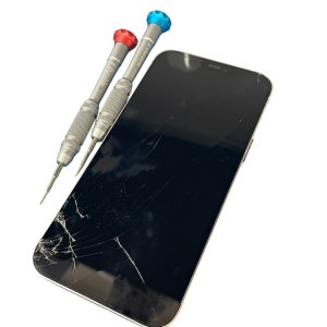 【画面割れ】iPhone11パネル交換修理