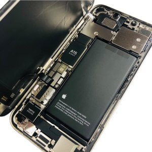 iPhone13　バッテリー交換
