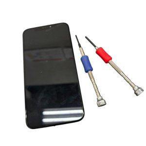 iPhone13液晶交換