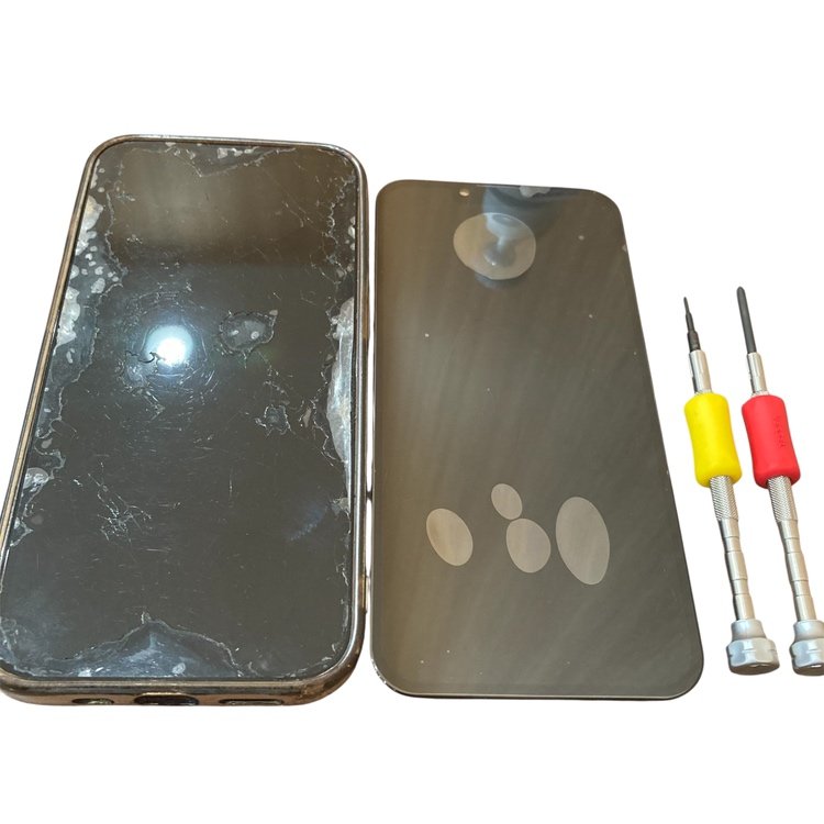 iPhone13 液晶交換