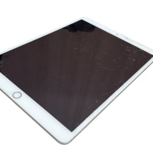 iPad　画面交換修理
