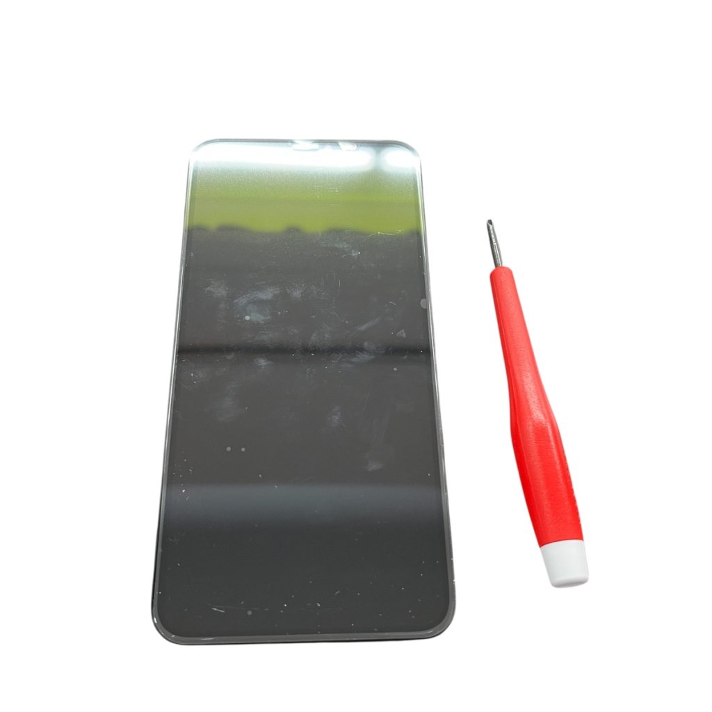 【落として画面に線が入った】iPhone11ProMax パネル交換