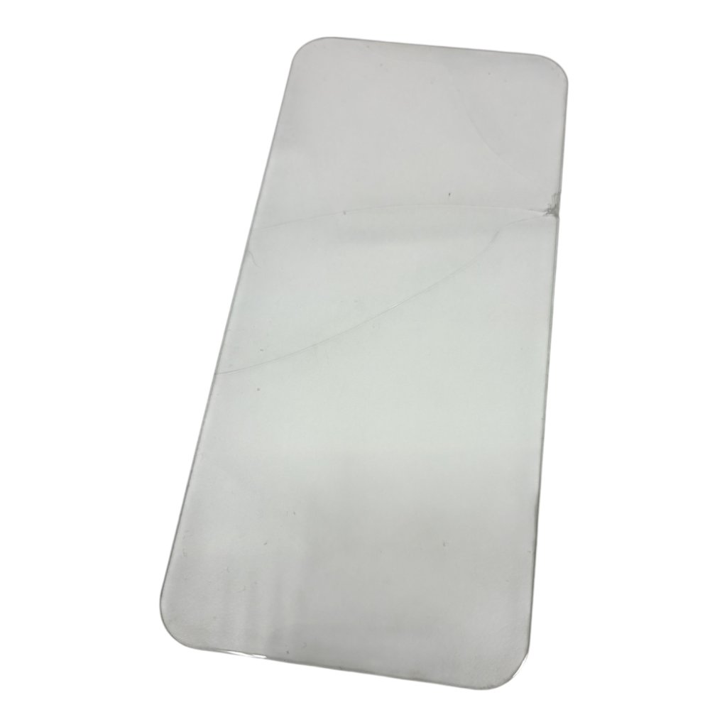 iPhone15 Plus 強化ガラス貼り付け｜スマホ修理SHOP イオン札幌元町店　札幌市　東区　元町