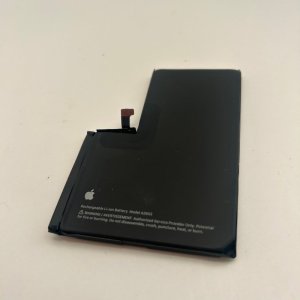 【iPhone13 Pro Max バッテリー交換】電池持ちが悪い症状を修理しました!|伊勢崎市連取元町