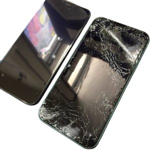 iPhone 11 液晶交換