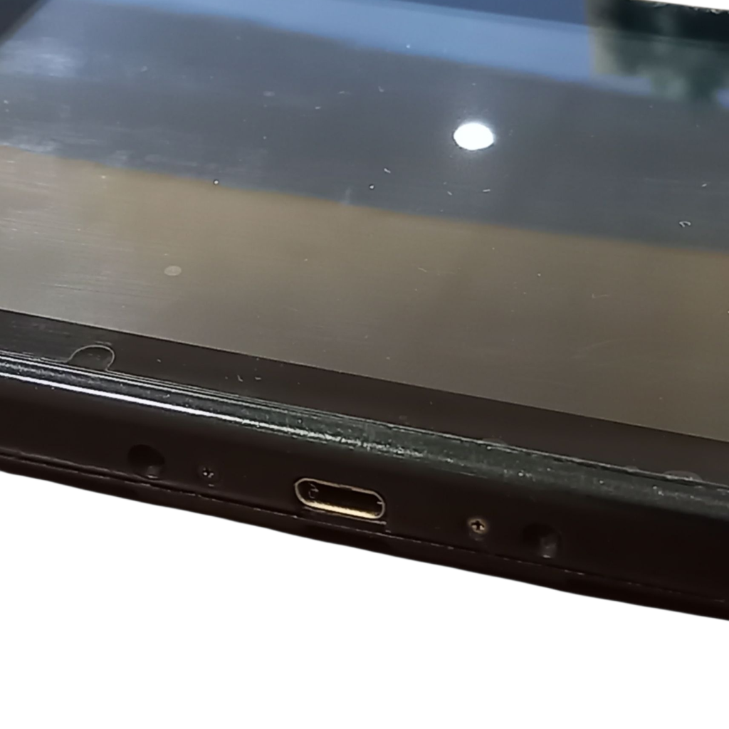 Nintendo Switch ドックコネクター修理