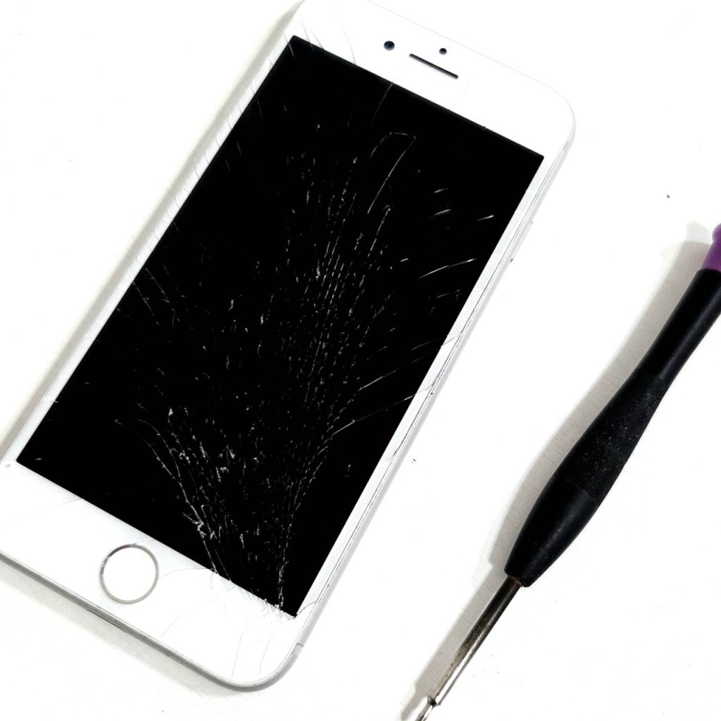 iPhone8 フロントパネル交換