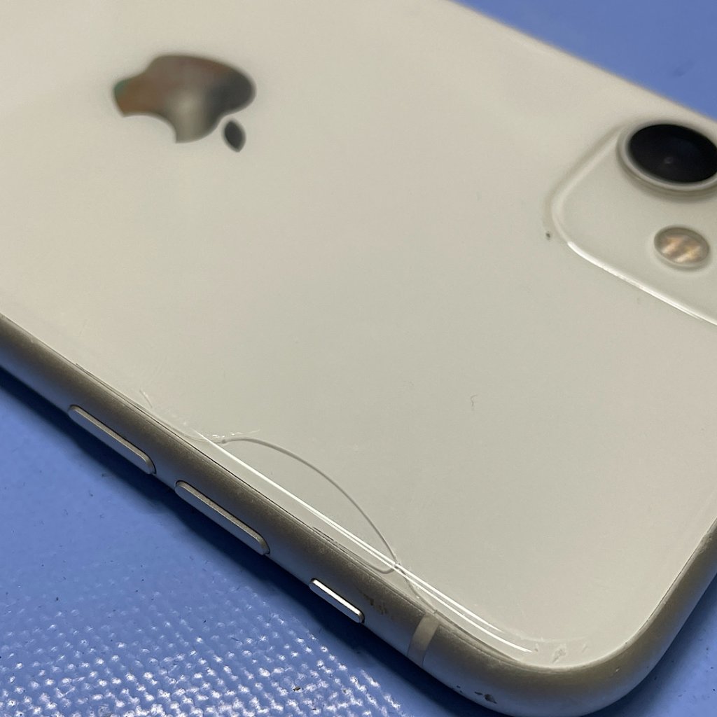 iPhone12バックパネル破損 背面パネル交換| 取手市青柳| バックパネル修理もご予約対応しております!