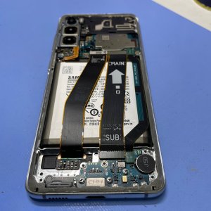 アンドロイド携帯 サムスン ギャラクシー バッテリー交換修理| 柏市| Androidもご予約で即日対応!