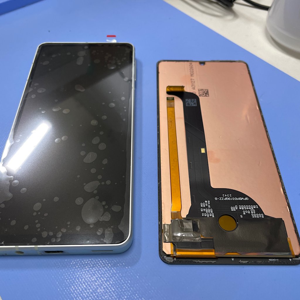 Android サムスン ギャラクシー画面が映らない 液晶交換| 守谷市松並青葉| アンドロイド携帯の液晶交換もご予約で即日修理!