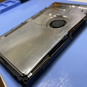 任天堂Switch 背面膨らんだ 電池交換| 守谷市ひがし野| 任天堂Switchの修理も即日対応！