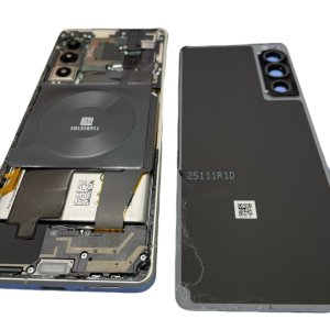 今回は【Sony Xperia 5 IVフロントパネル交換】を埼玉県狭山市からお越しのお客様よりご依頼いただきました!