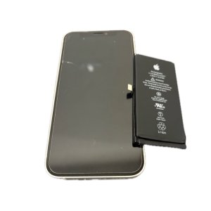 iPhone13 バッテリー交換