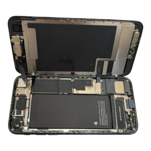 【沖縄県沖縄市】iPhoneSE3 水没修理