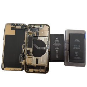 【沖縄県読谷村】iPhone12 バッテリー交換