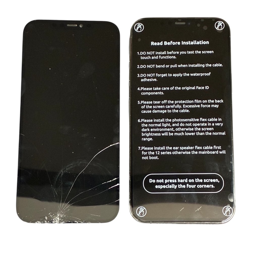 iPhone12 パネル交換