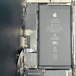 iPhone12 バッテリー交換