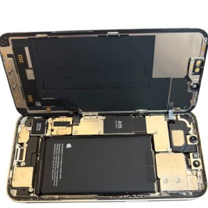 iPhone12 バッテリー交換