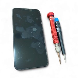 【画面が割れた】パネル交換・iPhoneXS