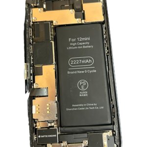 iPhone12mini バッテリー交換