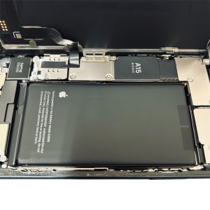 iPhone13 バッテリー交換