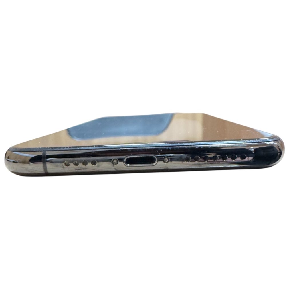 iPhone11ProMax ライトニング修理