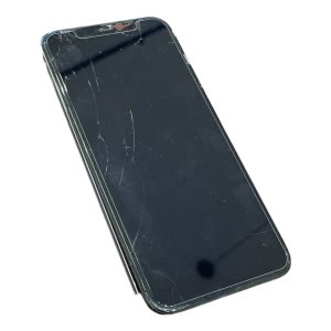 iPhone 11のパネル交換