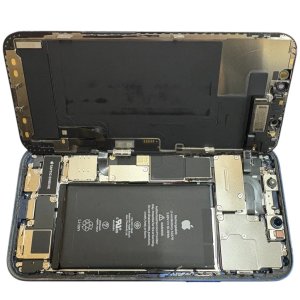 iPhone13 バッテリー交換