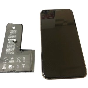 iPhone Xs のバッテリー交換