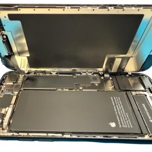 iPhoneSE3(第三世代)　バッテリー交換