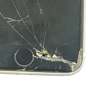 iPhoneSE2 フロントパネル交換