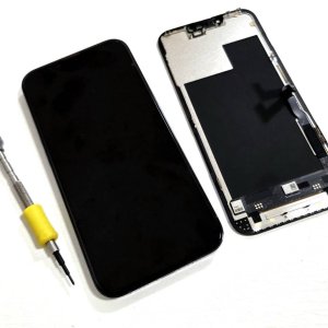 iPhone13PRO 液晶交換