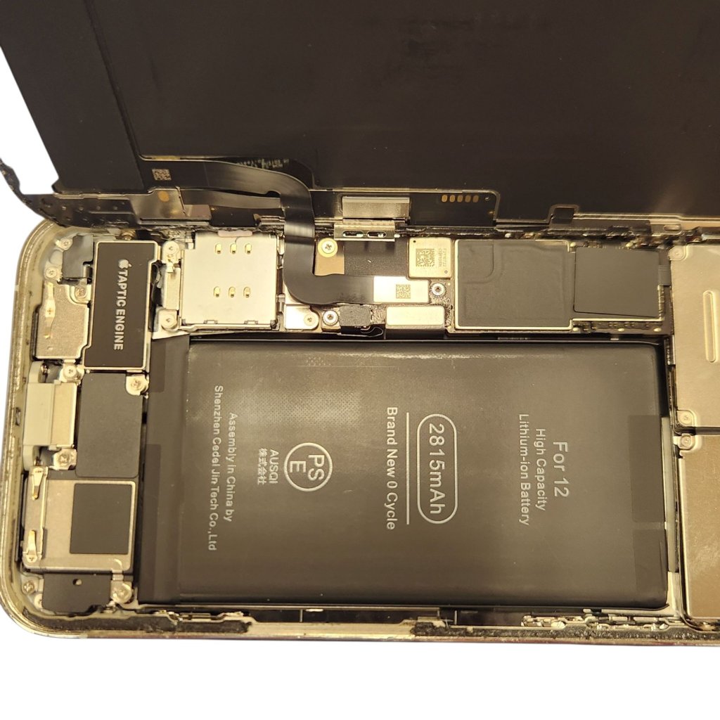 【iPhone12 バッテリー交換】最大容量が80%以下に!動作やバッテリーの持ちが悪いとのご相談。即対応致します!!| 根室市敷島町