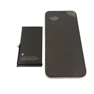iPhone 13 バッテリー交換