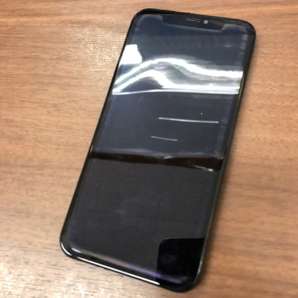 iPhoneXR ブラックアウト 液晶交換| 入間市豊岡| iPhoneの液晶交換も当時対応致します!