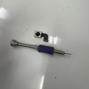 カメラ不調・アウトカメラ交換  〔iPhoneSE 第3世代〕