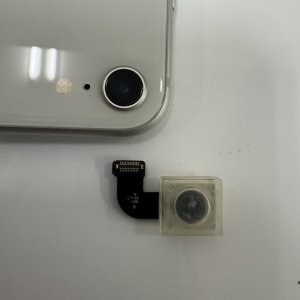 アウトカメラ修理・交換【iPhoneSE 第二世代】