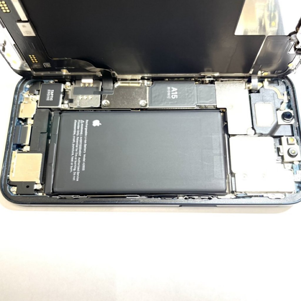iPhoneXS最大容量70% バッテリー交換| 日高市四本木| 最短30分で電池交換が出来ます!