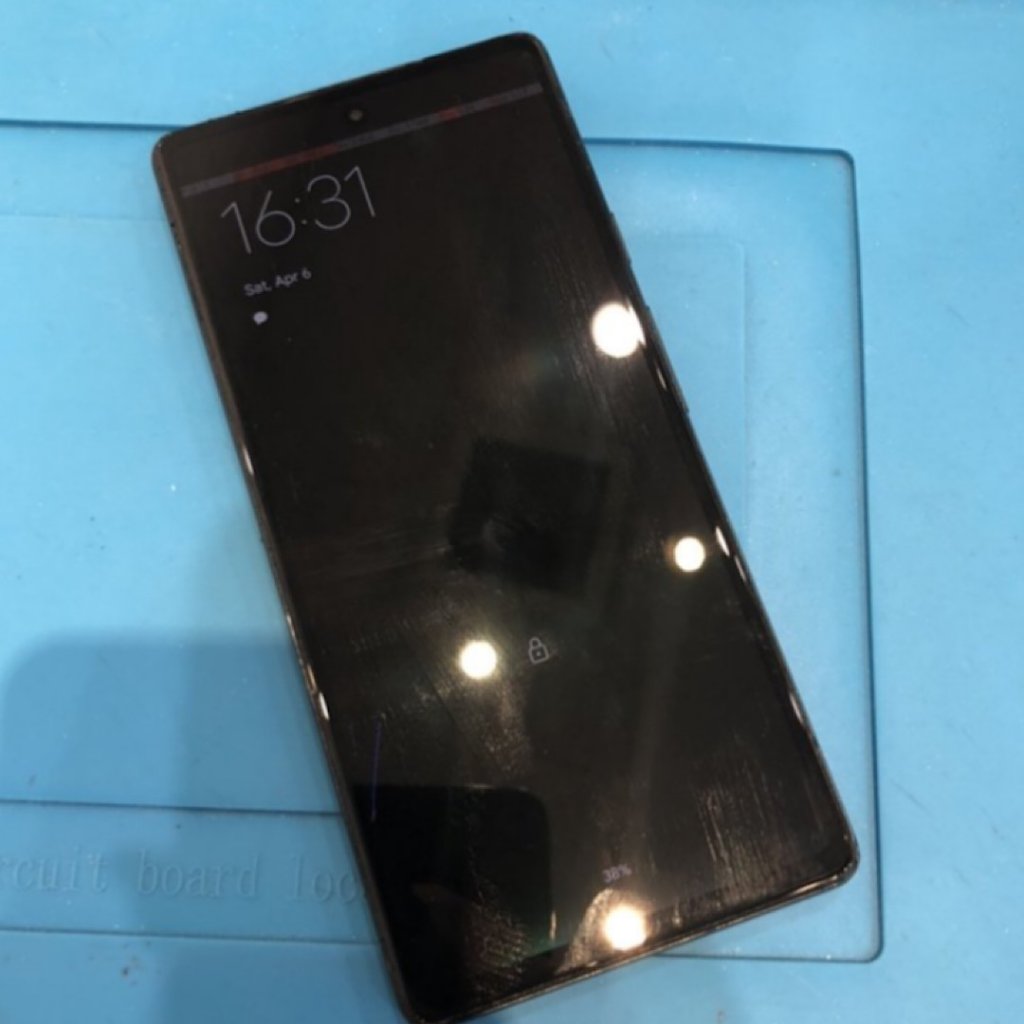 【Google Pixel 6a 液晶交換】画面の一部が黒くなりタッチ操作もできない。アンドロイドスマホもご相談ください。 | 日高市高萩