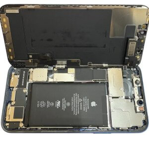 【沖縄県北谷町】iPhone13 バッテリー交換