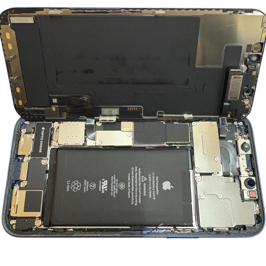 【沖縄県北谷町】iPhone13 バッテリー交換