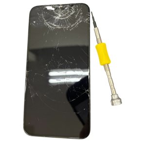 iPhone13パネル交換