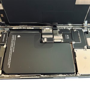 iPhone13Promax バッテリー交換