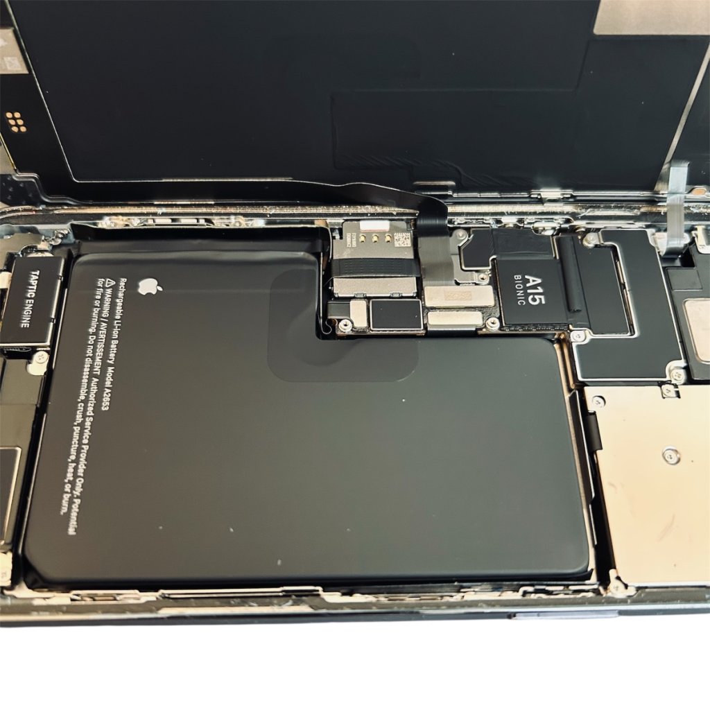 iPhone13Promax バッテリー交換