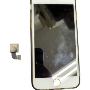 iPhone SE(第2世代)アウトカメラ交換