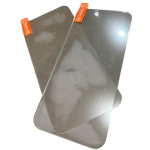 iPhone15Pro 強化ガラス交換