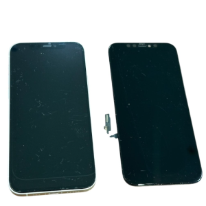 iPhone12 液晶交換