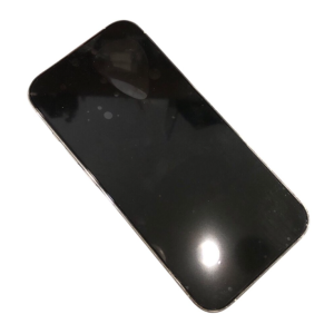 【画面が割れた…】iPhone13・パネル交換修理
