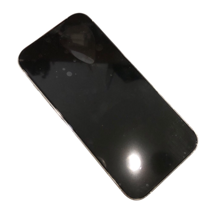【画面が割れた…】iPhone13・パネル交換修理