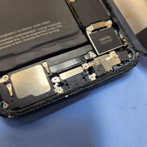 【iPhone14 ライトニングコネクタ交換】角度変えないと充電できないそんなお悩み即日対応いたします!|伊勢崎市連取町